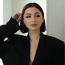 V***a