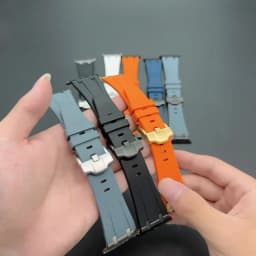 Silicone Strap for Apple Watch Band Ultra 49mm 41mm 40mm 45mm 44mm 42mm 38mm Rubber Sports Band For IWatch Series 8 7 6 54 SE 32