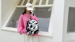 Plush Leopard Backpack Teenagers School Bag Large Capacity Fashion Students Bookbag Stylish Shoulder Backpack TravelOutdoor 2025