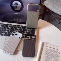 Electroplated 3D Stripes Pattern for Magsafe Magnetic Case For iPhone 17 17Pro 16 15 14 Pro Max Matte Shockproof Hard PC Cover