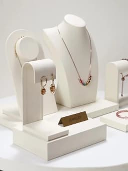 Beige Jewelry Display Set Luxury Window Display Stand Holder for Necklace Ring Earring Counter Showcase Tray Decor