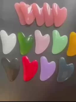 Resin Gua Sha Board Scraping Massage Scraper Face Massager Heart-Shaped Guasha Board Massager for Face Portable Skin Care Tools