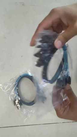 4/6/8Pcs Set 7 Pin SATA to 7 Pin SAS Cable12Gbps High-Speed Data Transfer SATA 3.0HDD Cable for Server NAS PC - 6 Ports per Set