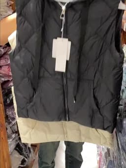 Women 90% White Duck Down Vest Soft Matte fabric Ultra Light Vest Portable Sleeveless Jacket Autumn Winter Coat High quality
