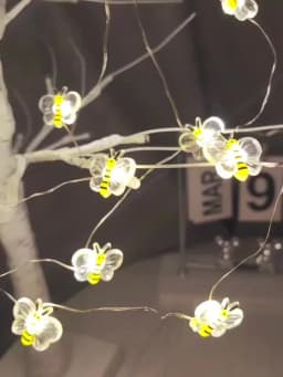 20-Bee LED String Lights - Warm White, Battery-Operated, Energy-Efficient, for Indoor/Outdoor Decor, Seasonal Celebrations