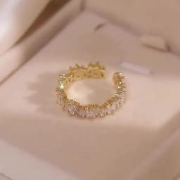 2025 New Exquisite Irregular Zircon Gold Color Open Rings Korean Fashion Jewelry For Women's Wedding Party Luxury Accessories
