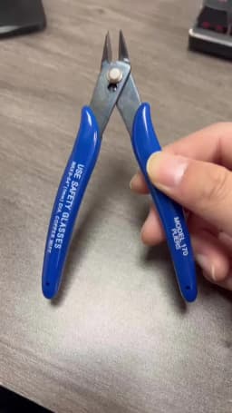 NJBLZQ Pliers Carbon Steel Pliers Electrical Wire Cable Cutters Cutting Side Snips Flush Pliers Nipper Home Hand Tools Blue