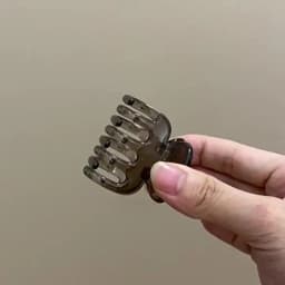 Small Medium Hair Claws Clips Crab Hair Clamps Women Girls 4.5CM Plastic Ponytail Hair Barrettes Hairpin Hair Accessories Simple