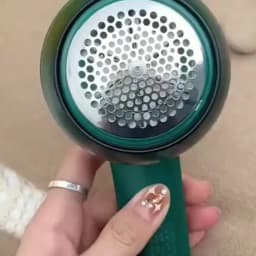 USB Rechargeable Hair Removal Ball - Portable Fabric Shaver, Long-Lasting Clothes and Socks Hair Ball Trimmer