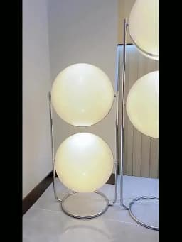 Italy Designer Led Floor Lamp White Ball 2.8 Stand Light for Living Room Hotel Led Chrome Metal Sofa Side Lounge Decoration Lamp