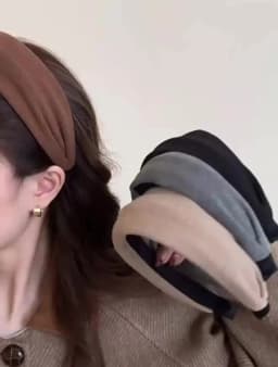 Autumn And Winter Women'S Suede Wide Headband - High Quality Pressed Hair Headband, Multiple Colors Available