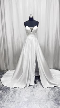 Customized Plus Size 2026 Elegant Wedding Dresses Boho V-Neck Side Split Satin Custom Made Long White Ivory Bridal Gown