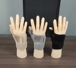 1Pcs Thumb Wrist Support Pofessional Thumb Splint Wristband Arthritis Carpal Tunnel Hand Sprain Tendinitis Wrist Brace Protector