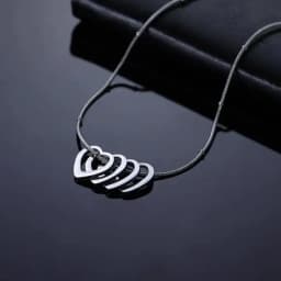 Customized Name Date Love Necklace Stainless Steel Personalized Carving Name 1-4 Heart Shaped Love Necklace Couple Family Gift