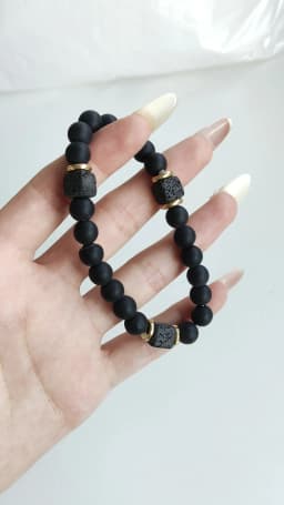 Elastic Men's Volcanic Stone Bracelet with Square Black Agate Fashionable Jewelry Suitable for Modern Gentlemen Magnetic Therapy