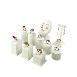 White PU Leather Jewelry Display Stand for Rings Earrings Necklaces - Store Window Counter Showcasing Rack for Jewelry Props