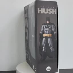 In Stock CT Toys Batman Hush Blue Version Mafex 105 Black Version Dc Bat Man Anime Action Figure Figurine Model Statue Toys Gift