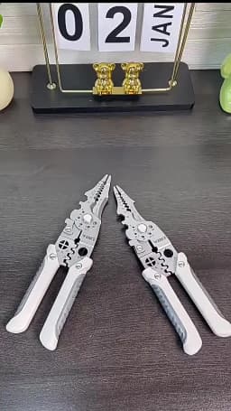 Multi Functional Electrician Pliers For Wire Splitting And Stripping Specialized For Electricians