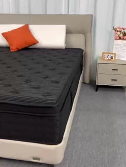 12/14-Inch Black Queen Mattress, Built-In Memory Foam And Individually Pocketed Springs, Available In Twin, Full, Queen And King Mattress Sizes, With Side Handles For Easy Movement, Fiberglass-Free, Odorless, Highly Breathable