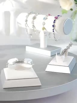 White PU Leather Bust Jewelry Display Stand Holder Bracelet Earring Necklace Ring Jade Counter Pendant Neck Model Organizer Rack