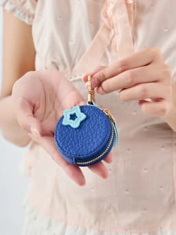 Cherry Pattern Coin Purse Keychain Fruit Charm Exquisite Small Accessories Money Pouch Fit For Airtag & Coin, Gift For Girl Wome