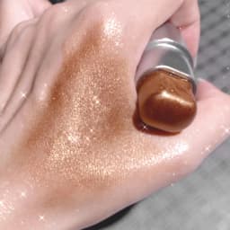 Glowy Highlighter Stick – Shimmer Finish Waterproof Long-Lasting Easy Blend Multi-Look Face & Eye Contour Skin-Friendly Unisex