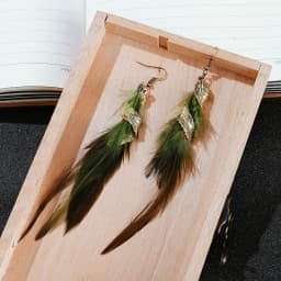 Bohemian Vintage Long Exaggerated Irregular Feather Earrings for Women Ethnic Gold Color Twist Leaf Asymmetry Earrings Jewelry