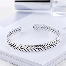 New Snake Grain Creative Braided Bracelets 925 Sterling Silver Jewelry Personality Leaf Exquisite Popular Bangles SL078