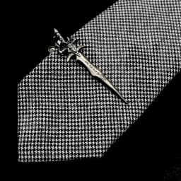 1 Piece Chrome Stainless Tie Clips Scissors Ax Car Owl Sword Hammer Shape Metal Tie Clip for Men Necktie Clips Pin For Mens Gift