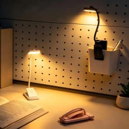 Rechargeable Clip Book Light Gift with Red Warm White Pink 3 Lighting Modes Flexible Gooseneck Eye-Care Clip Lamp Bedroom