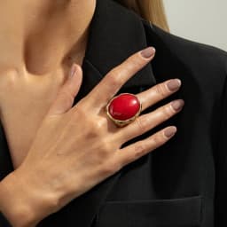 Retro Exaggerated Oval Red Resin Imitation Gemstone Metal Hammered Wide Face Ring for Women Charm Finger Jewelry Accessories