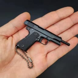 2026 New Mini 1911 Full Metal Gun Model Toy Keychain Pendant 1:3 Scale Removable Decompression Gadget Men's Gift Desk Decoration