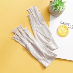 Birdtree, 100%Real Silk Knitted Gloves, Sun Protection Moisturizing, Women Half Finger Gloves, Breathable Skin Friendly A43876QM
