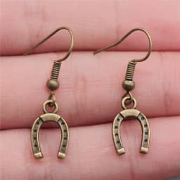 Vintage Lucky Horseshoe Pendant Dangle Drop Earrings For Women Girls Good Luck Jewelry Fashion Jewelry Gift