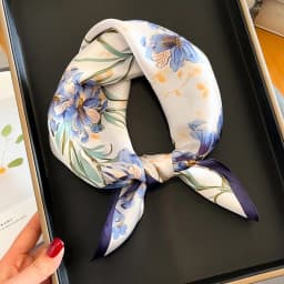100% Real Silk Scarf Women Square Neck Tie Wrist Shawls Wraps for Ladies Foulard Scarves Pashmina Female Hijab Bandana Bufanda