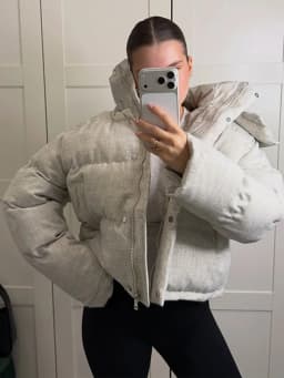 Winter Women's Cropped Padded Coats Hooded Stand Zip-up Full Sleeve Short Puffy Cotton Jacket 2026 Warm Casual Solid Outwear