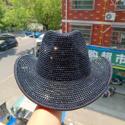 Rhinestone Baseball Cap Ladies Hip Hop Hat Sparkling Full of Diamonds Cool Fashion European and American Style Peaked Cap Ladies