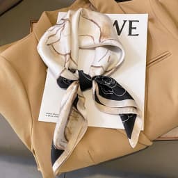 2025 New Green Print Square Scarf Simulated Silk Thin Satin Neck Scarf Elegant Ladies Professional Decorative Small Scarf