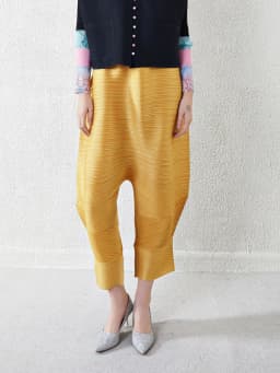 GVUW Pleated Harem Pants Women Solid Color Elastic Waist New 2026 Loose Versatile Female Casual Vintage Style Trousers 17G7131