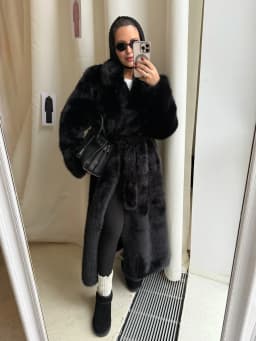 Women's fashion coat plain high-end fur long-sleeved pocket lapel top autumn and winter new coat