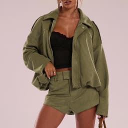 Simple, casual, versatile, solid-color shorts