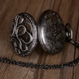 Vintage Punk Black Octopus Creative Flap Quartz Pocket Watch