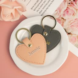 Print name free creative simple gift personalized PU heart-shaped keychain multi-color car keychain bag pendant