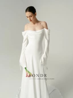 Sondr Customized Elegant Korean Wedding Dresses Spaghetti Strap Bridal Gown Korea Photo Shoot Dresses Off the Shoulder Gown