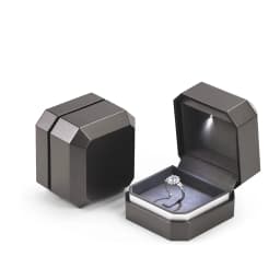 Wholesale LED Ring Box Jewelry Box for Wedding Engagement Proposal Ring Box Necklace Pendant Gift Box with Light Storage Case 