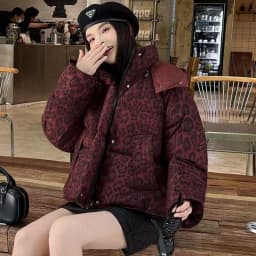 Leopard print down cotton jacket short style 2026 new winter fashion loose and thick stand up collar bread jacket
