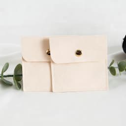 100Pcs Customized Logo 8x8cm Jewelry Microfiber Snap Bag Velvet Envelope Button Pouch Portable Travel Gift Organizer Ring Pocket