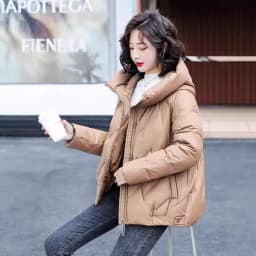 Women's Short Winter Cotton Jacket Warm New Loose Hooded Thick Cotton Coat Trendy Quilted Cotton Padded Jacket Parkas Clothing