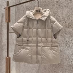 Schinteon Women White Duck Down Vest with Hood Office Lady Sleeveless Jacket Solid Color Drawstring Autumn Winter Gielt 2026 New