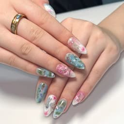 24pcs Baroque Style False Nails with Gold Moon Star Design Almond Fake Nail Patches Wearable Heavy Metal French Press on Nails